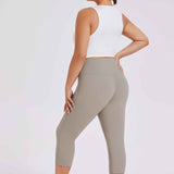 Plus Size High-Waist Peach Lift Capri Leggings