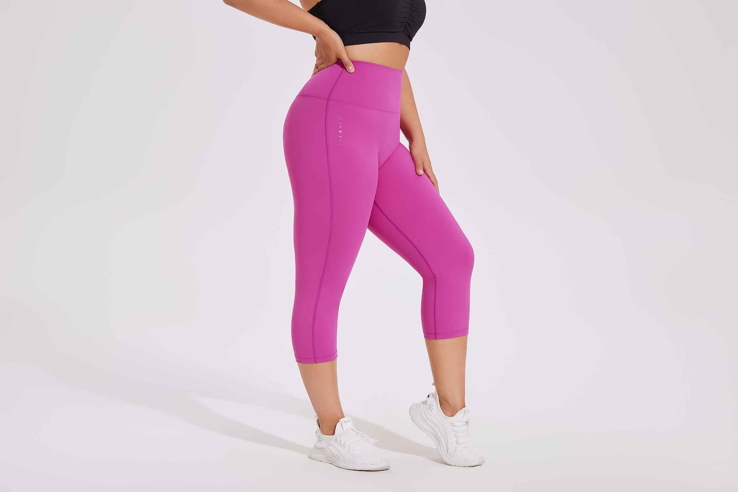 Plus Size High-Waist Peach Lift Capri Leggings